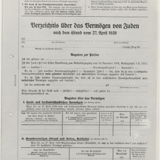 A document written in German with the title ''Inventory form of Jewish Property''. It has two tables at the bottom of the front page which are blank.